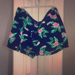 Old Navy. Floral  print shorts. Only worn once!